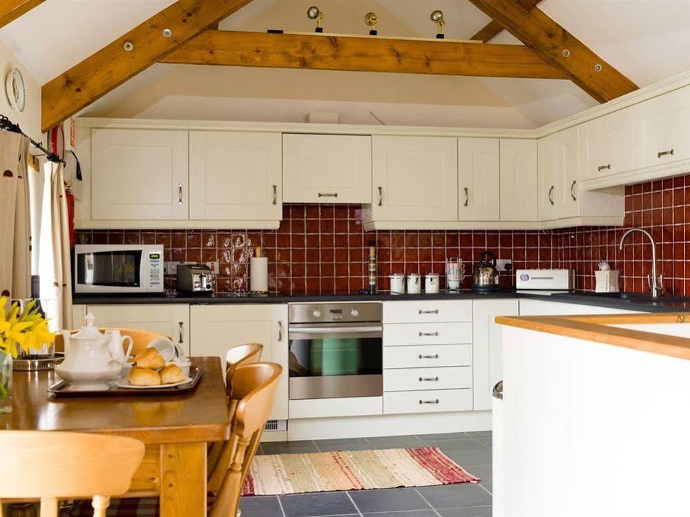 Degembris Farmhouse St Newlyn East Bagian luar foto