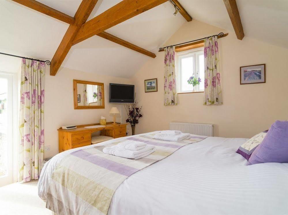 Degembris Farmhouse St Newlyn East Bagian luar foto